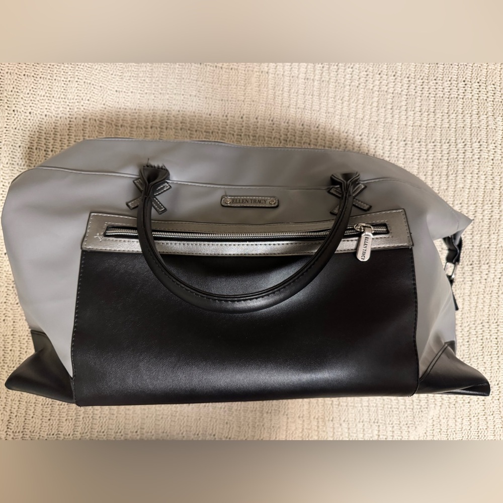 Travel duffle bag - Picture 2 of 2
